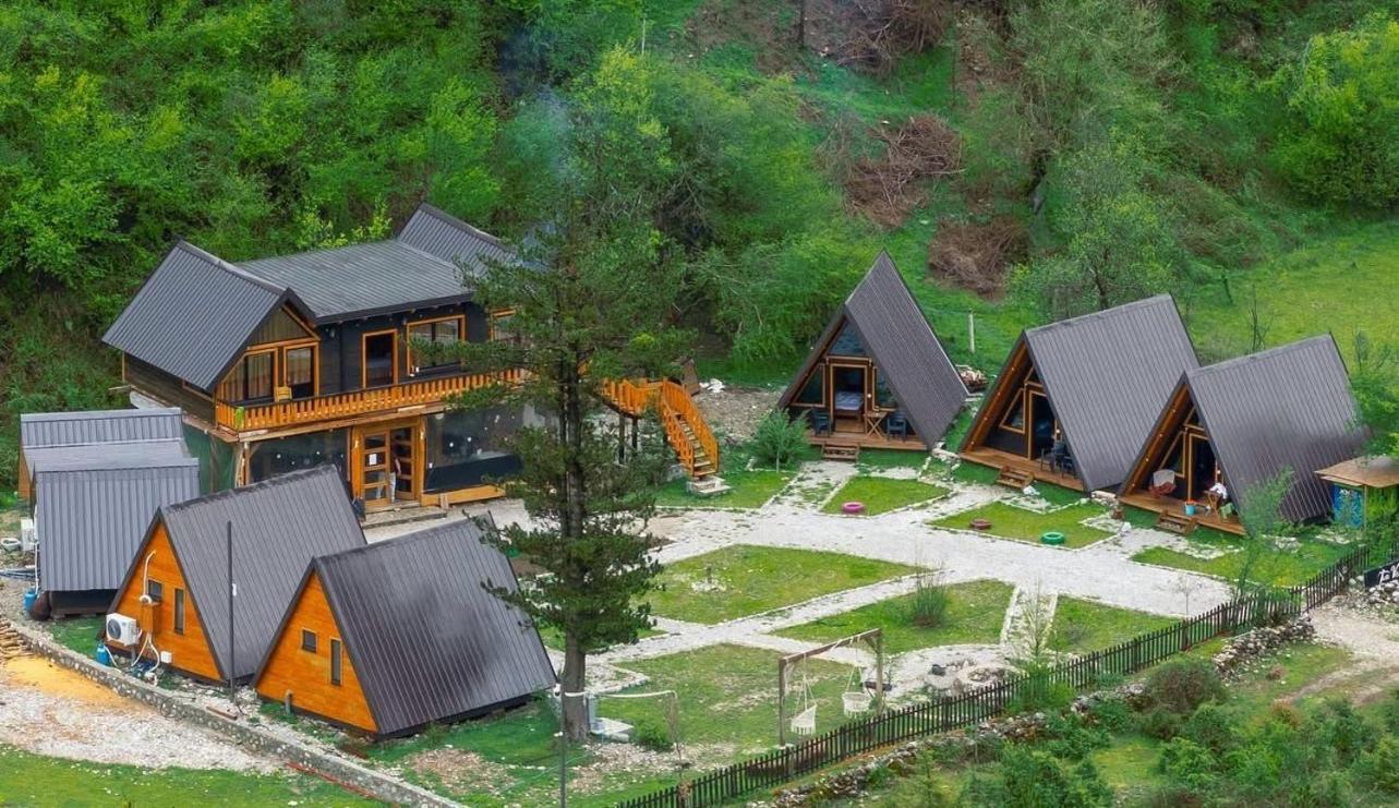 Villa Thethi
