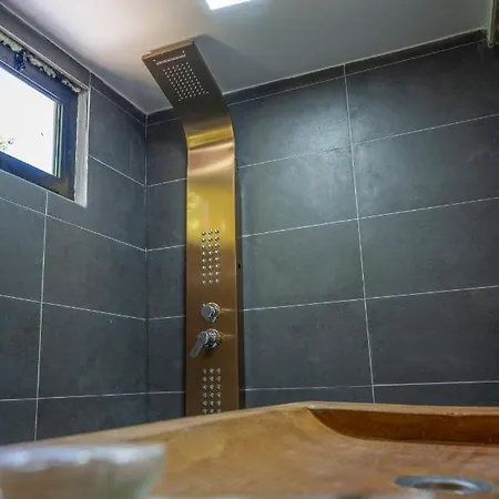 Thethi Villas Exterior photo